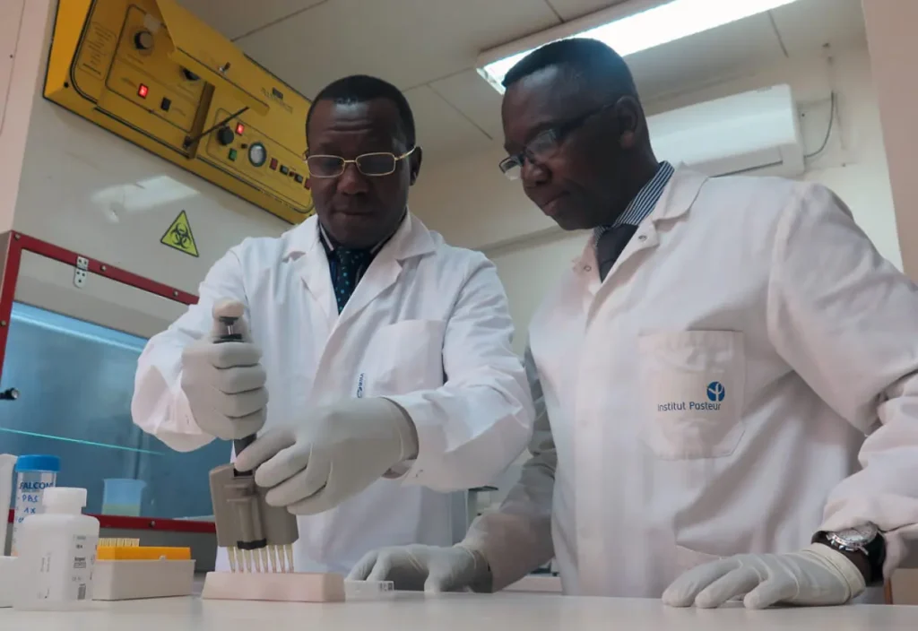 Scientists learning how outbreaks of Ebola, monkeypox and avian influenza were detected